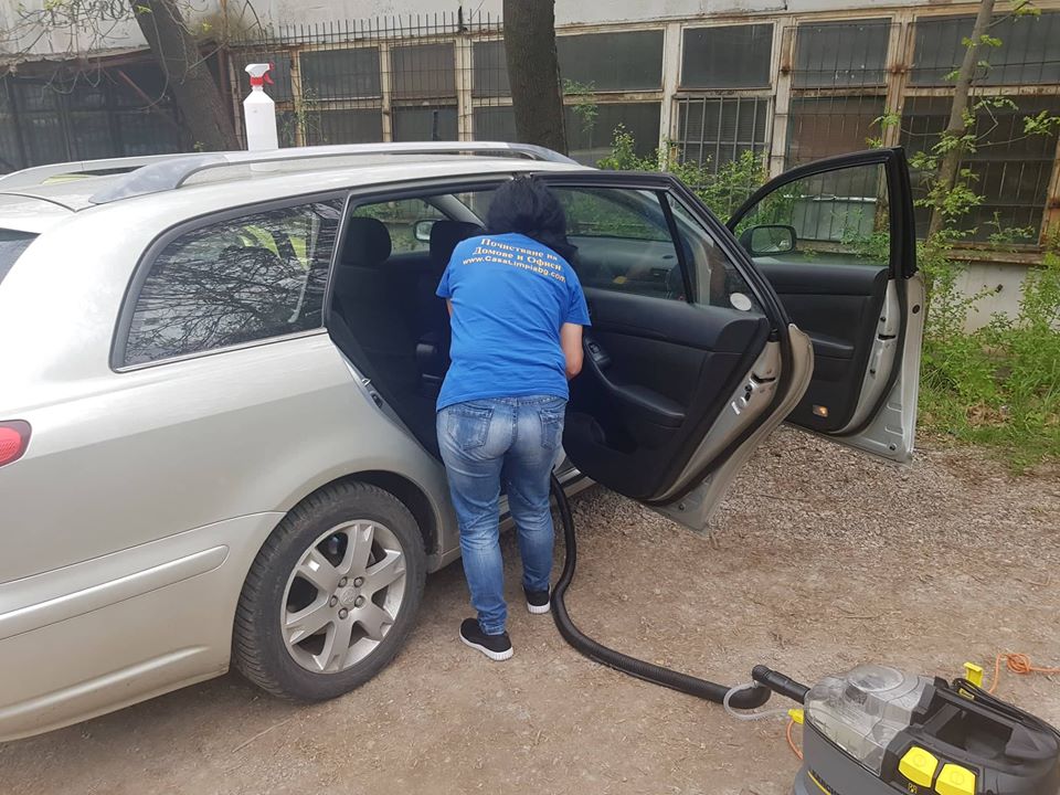 Пране на гарнитури на автомобил София